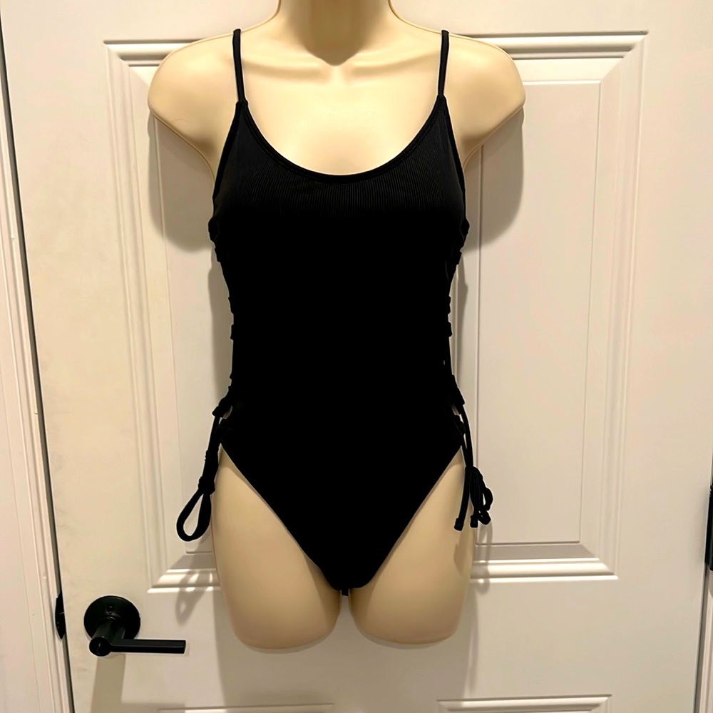 NWOT! Side Tie One piece!